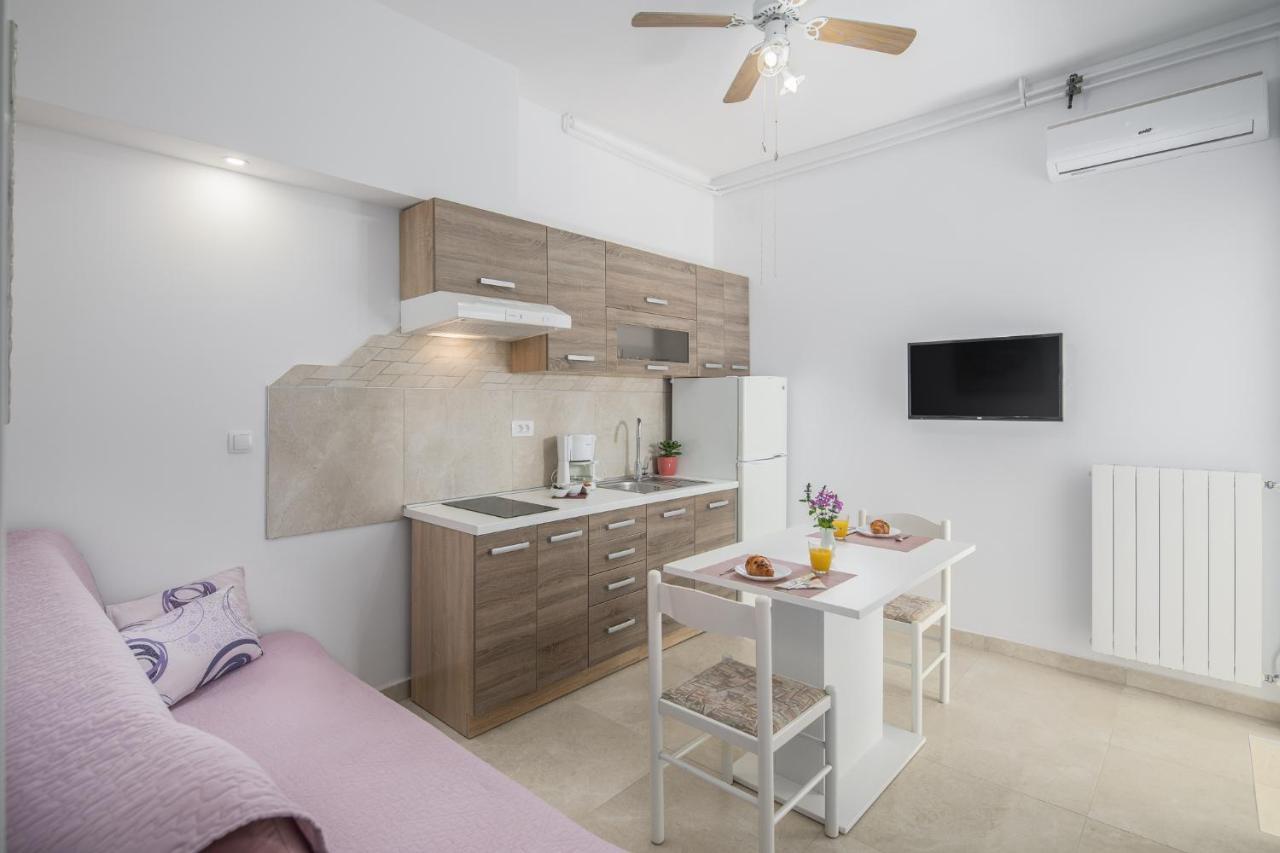Apartments Villa Katana Porec Esterno foto