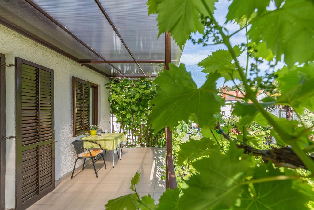 Apartments Villa Katana Porec Esterno foto